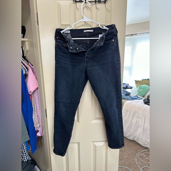 Jeans!!! Never been worn!! - Picture 3 of 4